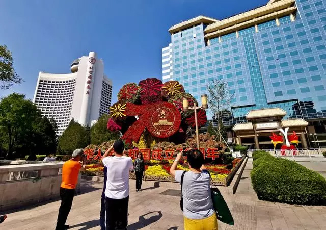 先進(jìn)技術(shù) 完美質(zhì)量 南昌礦機(jī)大型GC旋回破碎機(jī)順利試車